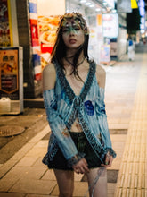 Load image into Gallery viewer, LASER CUT CONCH PRINTED TOP