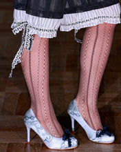 Load image into Gallery viewer, Striped Contrast Ruffled Hem Shorts