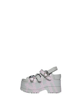 Load image into Gallery viewer, UGG X YUEQI QI GoldenRise Sandals