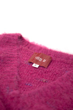 Load image into Gallery viewer, OVERSIZE HEART SHAPE SWEATER (PINK)