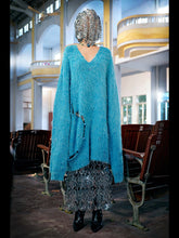 Load image into Gallery viewer, OVERSIZE HEART SHAPE SWEATER (BLUE)