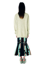 Load image into Gallery viewer, EYELASH YARN HEART SHAPE SWEATER (SILVER)