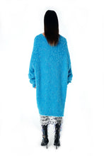 Load image into Gallery viewer, OVERSIZE HEART SHAPE SWEATER (BLUE)