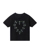 Load image into Gallery viewer, SAFETY PIN HEART T-SHIRT (GREEN-BLACK)
