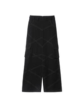 Load image into Gallery viewer, V-WAIST CARGO SWEATPANTS (BLACK)