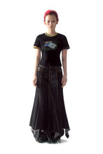 Load image into Gallery viewer, CIGARETTE BOX BOUQUET T-SHIRT (BLACK)