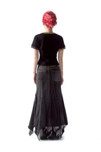 Load image into Gallery viewer, CIGARETTE BOX BOUQUET T-SHIRT (BLACK)