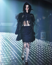 Load image into Gallery viewer, Poet Sleeves Lace Hood
