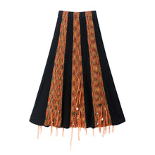 Load image into Gallery viewer, TWO-TONE KNIT SKIRT
