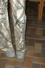 Load image into Gallery viewer, Feline Airbrush Hourglass Jeans
