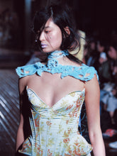 Load image into Gallery viewer, ROSA Laser-Cut Fur Collar
