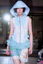 Load image into Gallery viewer, Cream Honey Rosa Bead Print Skirt
