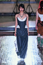 Load image into Gallery viewer, Rosa Embroidered Corset Top
