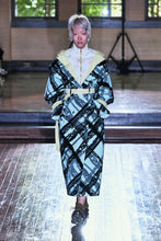 Load image into Gallery viewer, Lace Flocked Trench Coat
