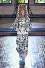 Load image into Gallery viewer, Cream Rosa Jacquard Trapper Hat

