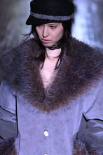 Load image into Gallery viewer, Lace Band Cloche Hat

