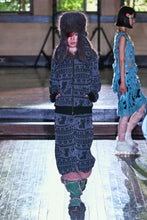 Load image into Gallery viewer, Charcoal Rosa Cat Fur Hood Zip Jacket
