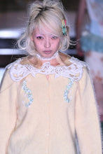Load image into Gallery viewer, Butter Rosa Embroidered Cardigan
