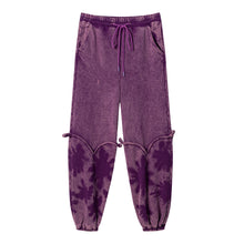 Load image into Gallery viewer, Washed Sweatpants with Flower Motif (Purple)
