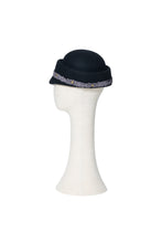 Load image into Gallery viewer, Lace Band Cloche Hat
