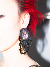 Load image into Gallery viewer, &quot;BIJOUX&quot; BEADED EARRING (PINK)
