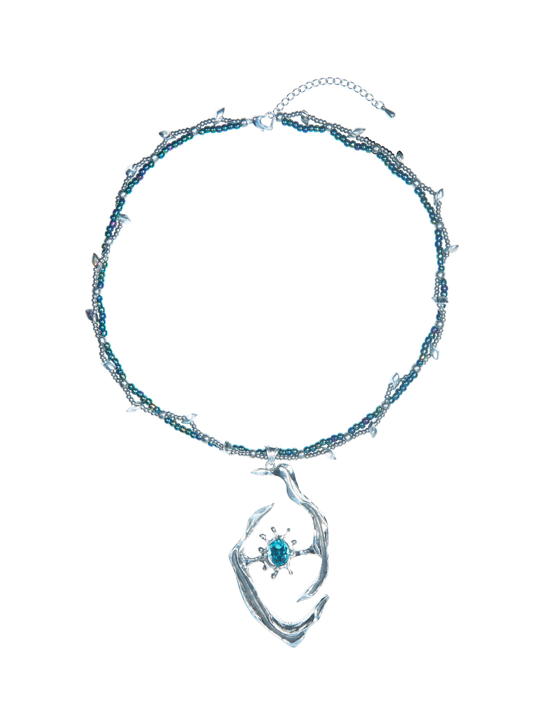 BEADED METAL PLAQUE NECKLACE (BLUE)