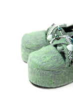 Load image into Gallery viewer, BEADED PLATFORM SHOES
